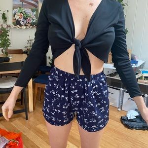 BRANDY MELVILLE STYLE FLORAL ELASTIC WAIST SHORTS